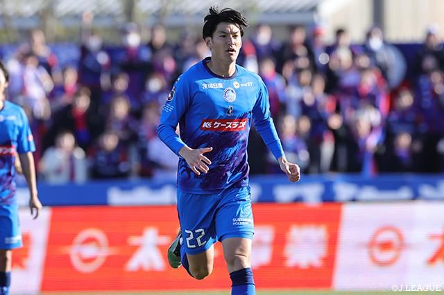 发现半岛体育-官方：水户蜀葵前锋久保征一郎租借加盟藤枝MYFC